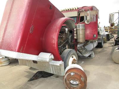 Caterpillar C15 Engine for a Peterbilt 379