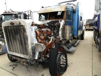 Caterpillar C15 ACERT Engine for a Peterbilt 379