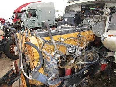 Caterpillar C15 ACERT Engine for a Kenworth W900