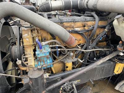 Caterpillar C15 ACERT Engine for a Kenworth W900
