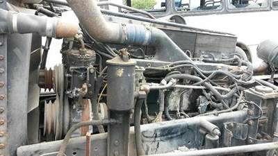 Cummins N14 CELECT PLUS Engine for a Freightliner FLD120