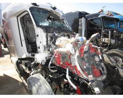 Cummins X15 Engine for a Peterbilt 579