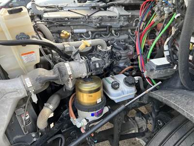 Detroit DD13 Engine for a Freightliner CASCADIA 113BBC