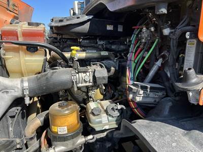 Detroit DD13 Engine for a Freightliner CASCADIA 113BBC