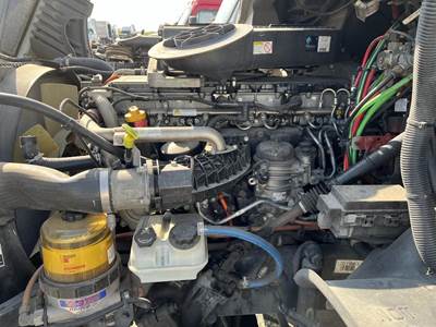 Detroit DD13 Engine for a Freightliner CASCADIA 125