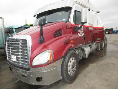 Detroit DD13 Engine for a Freightliner CASCADIA