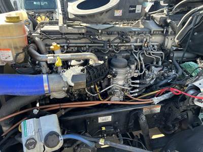 Detroit DD13 Engine for a Freightliner CASCADIA 126