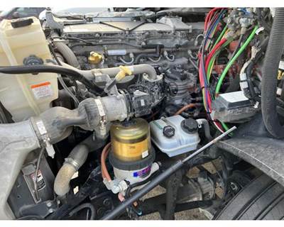 Detroit DD13 Engine for a Freightliner CASCADIA 113BBC