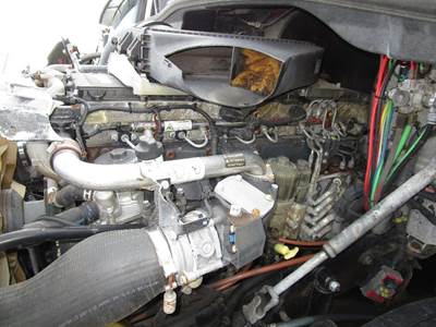 Detroit DD15 Engine for a Freightliner CASCADIA 125