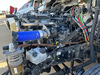 Detroit DD15 Engine for a Freightliner CASCADIA 126