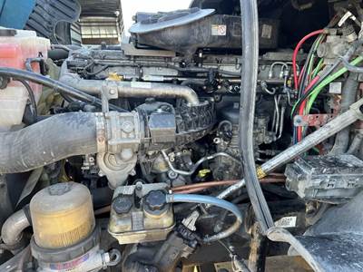 Detroit DD15 Engine for a Freightliner CASCADIA 125