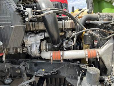 Detroit DD15 Engine for a Freightliner CASCADIA 126