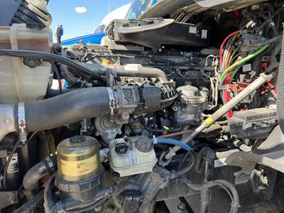 Detroit DD15 Engine for a Freightliner CASCADIA 125