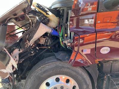 Detroit DD15 Engine for a Freightliner CASCADIA 126