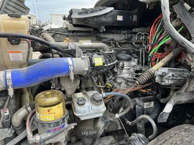 Detroit DD15 Engine for a Freightliner CASCADIA 125