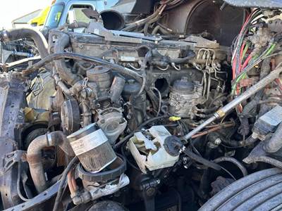 Detroit DD15 Engine for a Freightliner CASCADIA 125