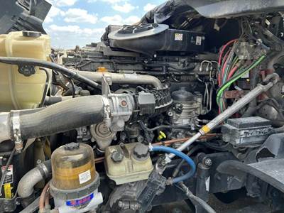 Detroit DD15 Engine for a Freightliner CASCADIA 125