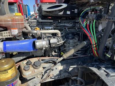 Detroit DD15 Engine for a Freightliner CASCADIA 126