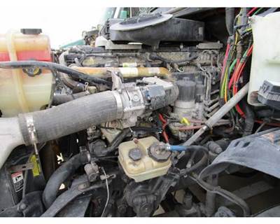 Detroit DD15 Engine for a Freightliner COLUMBIA 120