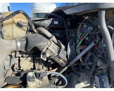 Detroit DD15 Engine for a Freightliner CASCADIA 125
