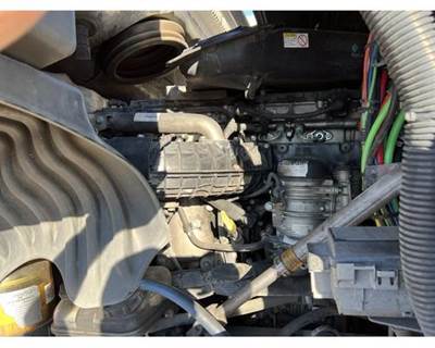 Detroit DD15 Engine for a Freightliner CASCADIA 125