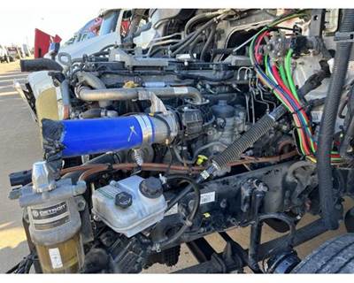 Detroit DD15 Engine for a Freightliner CASCADIA 126