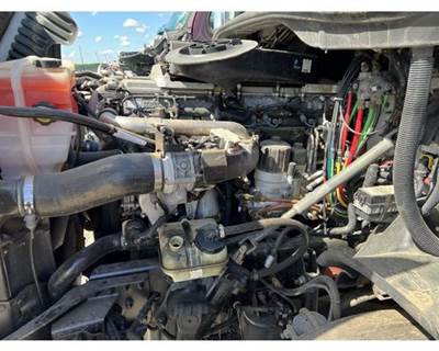 Detroit DD15 Engine for a Freightliner CASCADIA 125