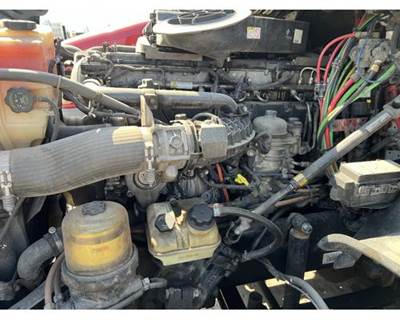 Detroit DD15 Engine for a Freightliner CASCADIA 125