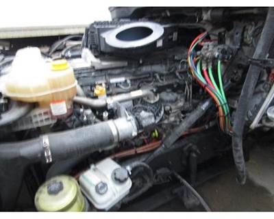 Detroit DD15 Engine for a Freightliner CASCADIA