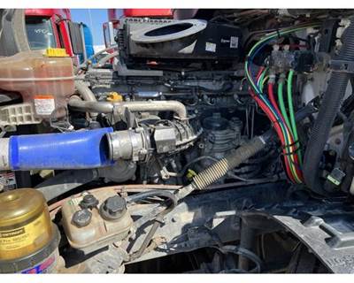 Detroit DD15 Engine for a Freightliner CASCADIA 126