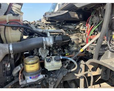 Detroit DD15 Engine for a Freightliner CASCADIA
