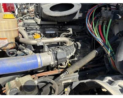 Detroit DD15 Engine for a Freightliner CASCADIA 126