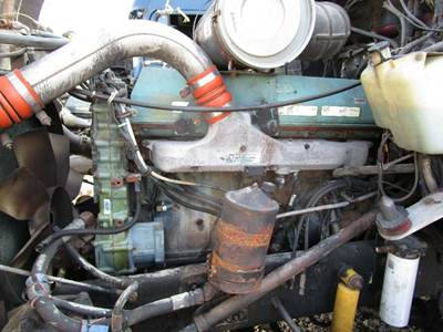 Detroit Series 60 12.7L Engine for a Kenworth T600