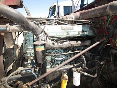 Detroit Series 60 12.7L Engine for a Freightliner FLD132T