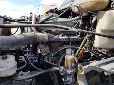 Detroit Series 60 12.7L Engine for a Freightliner ST120