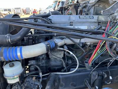 Detroit Series 60 12.7L Engine for a Freightliner CENTURY CLASS 120