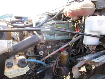 Detroit Series 60 14.0L Engine for a Freightliner ST120