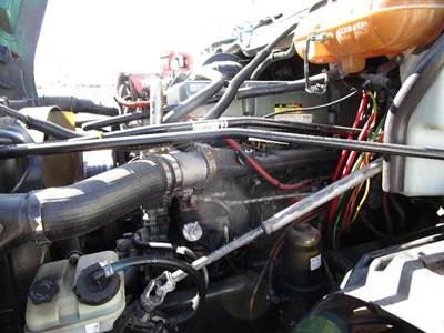 Detroit Series 60 14.0L Engine for a Freightliner ST120