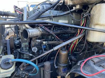 Detroit Series 60 14.0L Engine for a Freightliner ST120