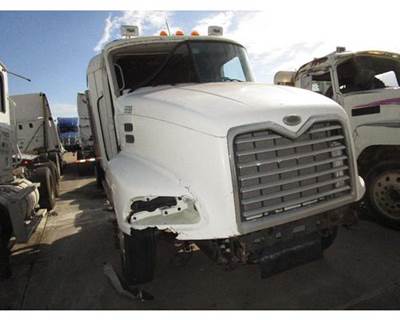 Mack AC Engine for a Mack CXN613