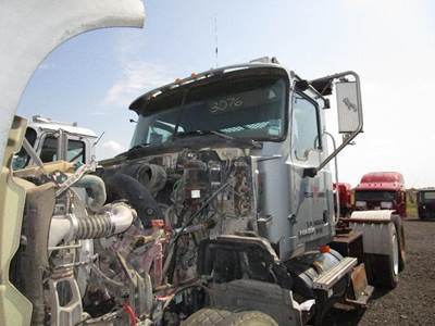 Mack MP7 Engine for a Mack GU713