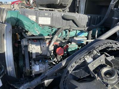 Volvo VED12 Engine for a Volvo VNL