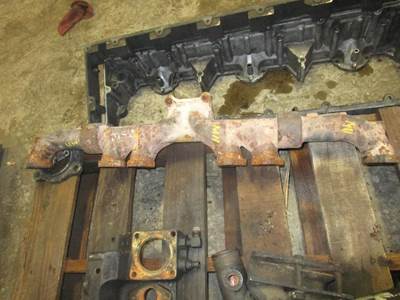 Cummins M11 Exhaust Manifold