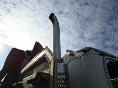 Freightliner Columbia 120 Exhaust Stack