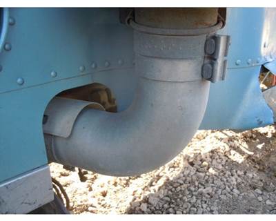 Freightliner FLD132 Classic XL Exhaust Stack