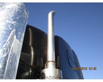 Freightliner FLD132 Classic XL Left Exhaust Stack for a Freightliner FLD132 XL CLASSIC
