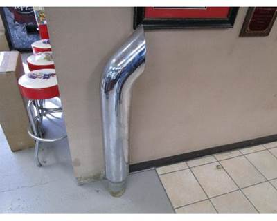 Kenworth T660 Exhaust Stack