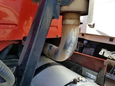 Volvo VNL Exhaust Stack