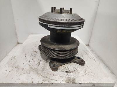 Detroit CORONADO 132 Fan Clutch for a Freightliner CORONADO 132