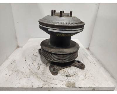 Detroit CORONADO 132 Fan Clutch for a Freightliner CORONADO 132